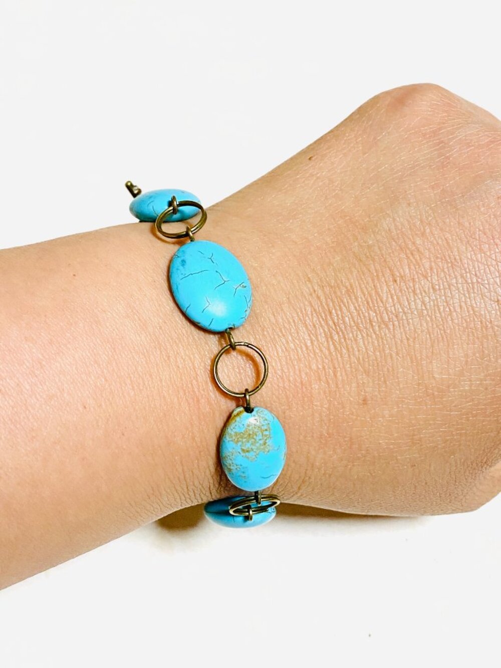 2/$20, Blue Dyed Howlite Bracelet, Genuine Gemstone & Bronze Grape Leaf Toggle - Picture 10 of 11